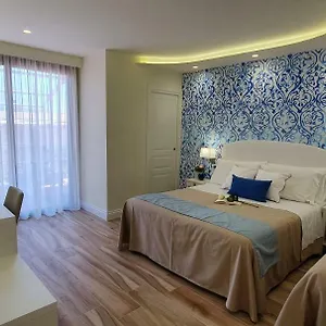 Ines לינה וארוחת בוקר