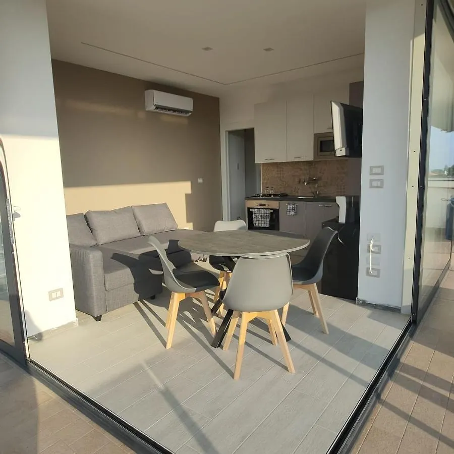 Recanati Chic Apartament -La Maison De La Madame Giardini Naxos Italy