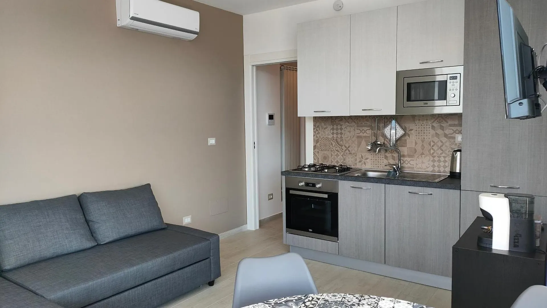 Apartment Recanati Chic Apartament -La Maison De La Madame Giardini Naxos