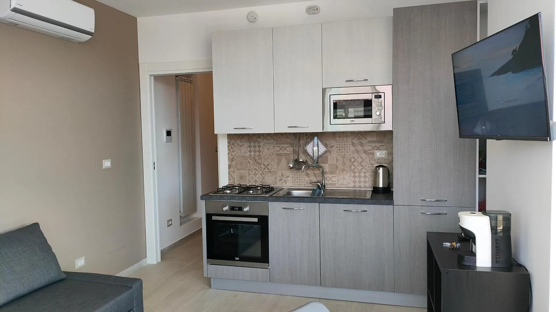 Recanati Chic Apartament -La Maison De La Madame Giardini-Naxos